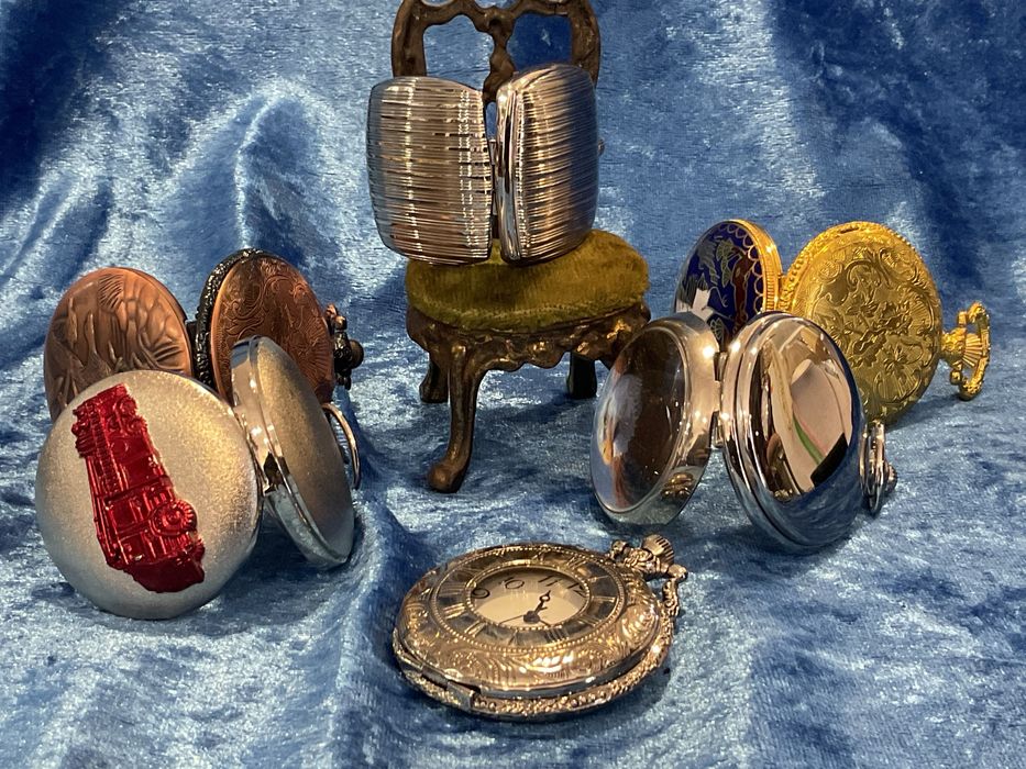 RELOGIOS de bolso quartz coleção  a trabalhar  anúncios abaixo