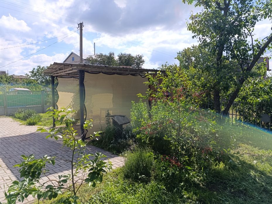 Продається дім в дачному кооперативі