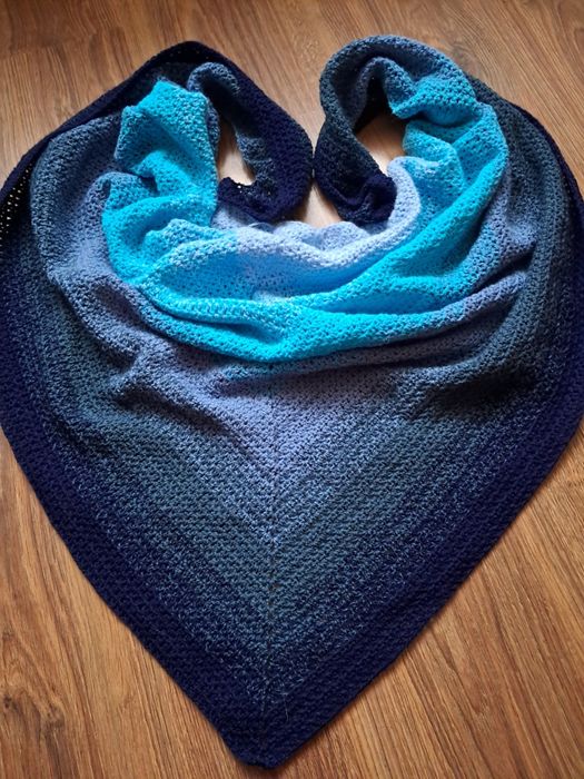 Chusta ręcznie robiona