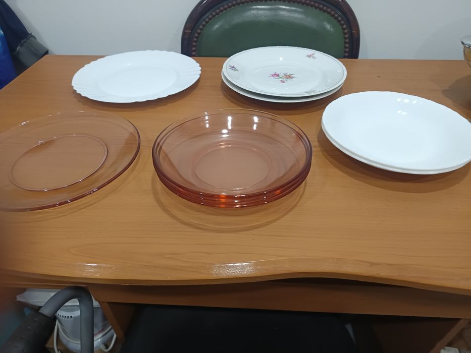 Várias loiças de cozinha