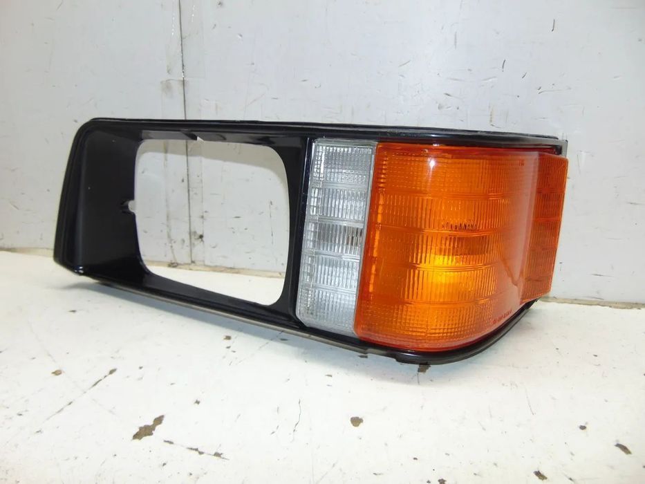 Mitsubishi L300 Aro farol " usado em bom estado