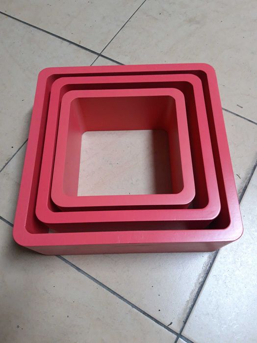 Cubos de madeira para parede