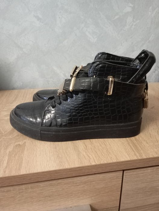 Ботінки жіночі 36 розмір демісезон