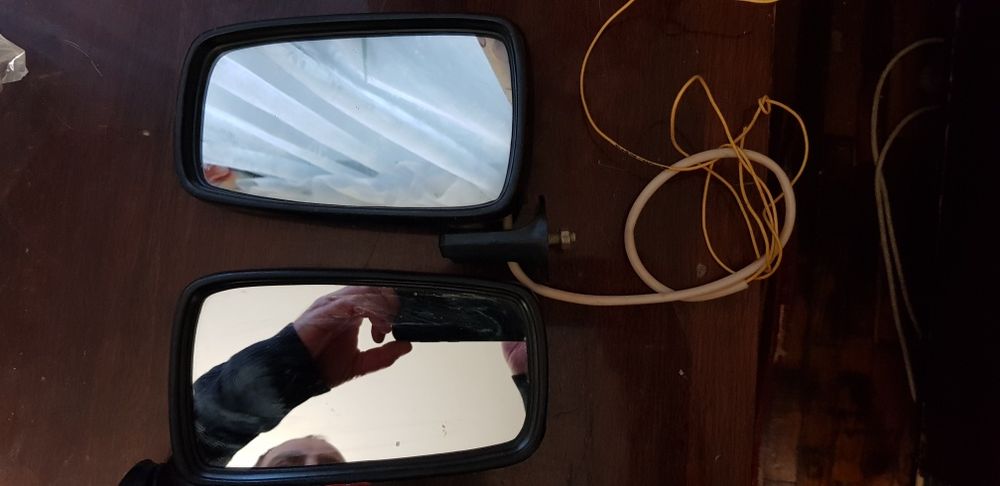 Продам зеркала на машину