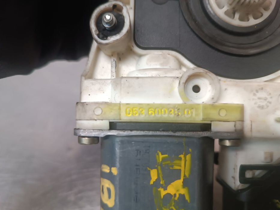 Motor Vidro Frente Direito SEAT IBIZA III - 104383101