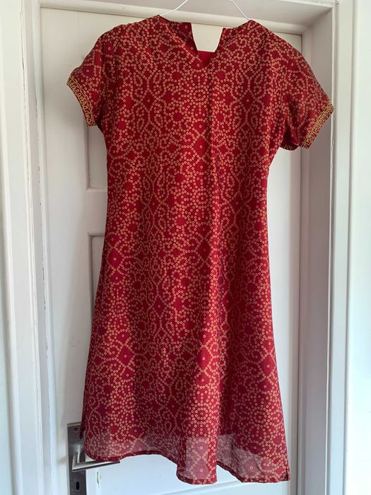 Conjunto indiano Vestido, Lenço Bordeaux e Bege 36