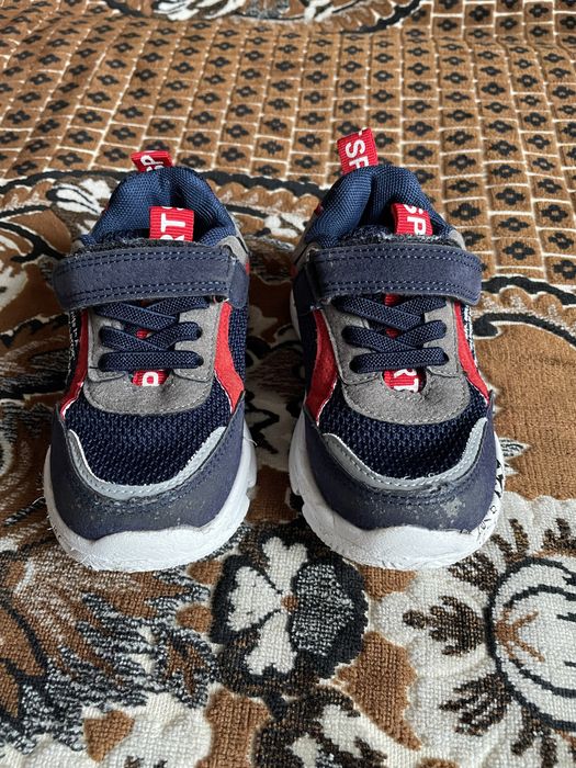 Кросівки для хлопчика 26 розмір