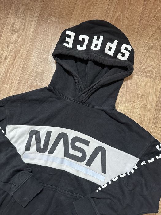 Кофта на хлопчика h&m nasa 9-10 років в гарому стані