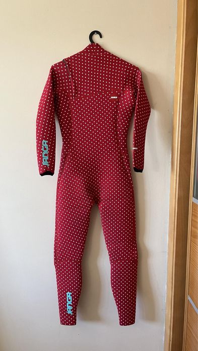 Fato surf Janga copy cat