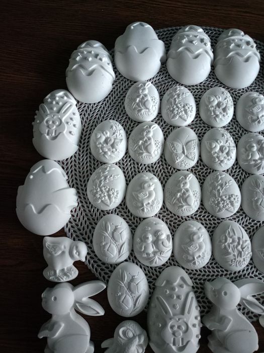 Sprzedam Nowy zestaw figurek gipsowych