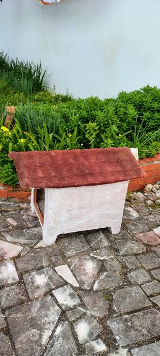 Casota do cão como nova