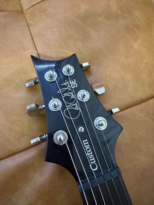PRS SE Custom 24 Red Fire Burst
