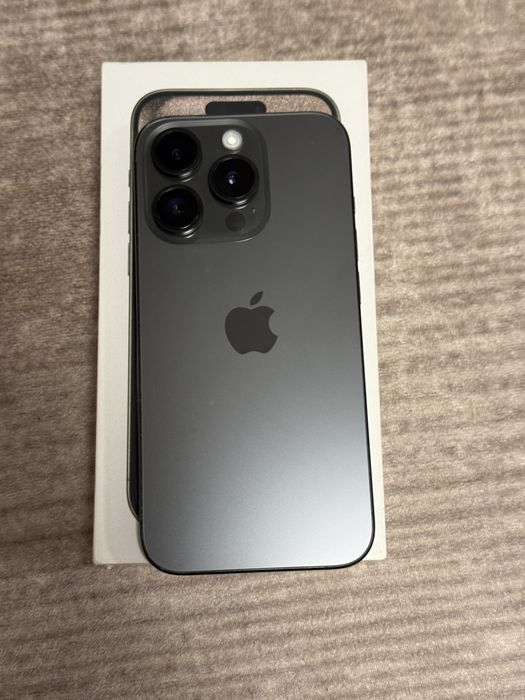 Iphone 15 pro 128gb black titanium 83% bat