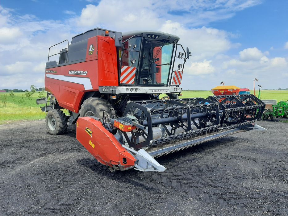 Kombajn heder składany 5,40 stan bardzo dobry