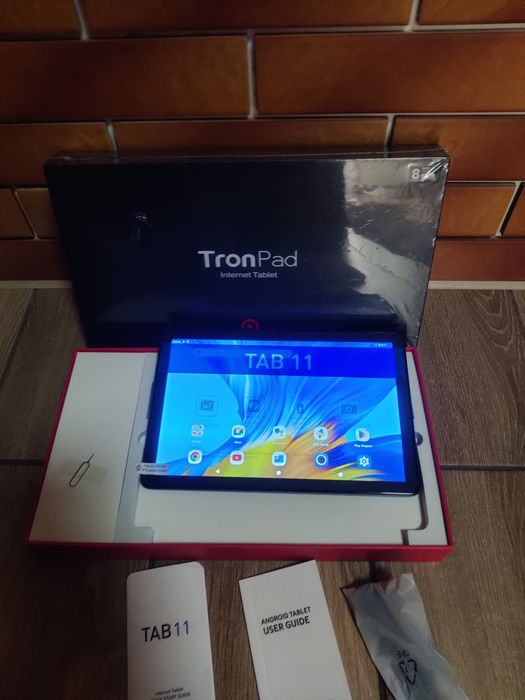 Продам Планшет 10.1 дюймів