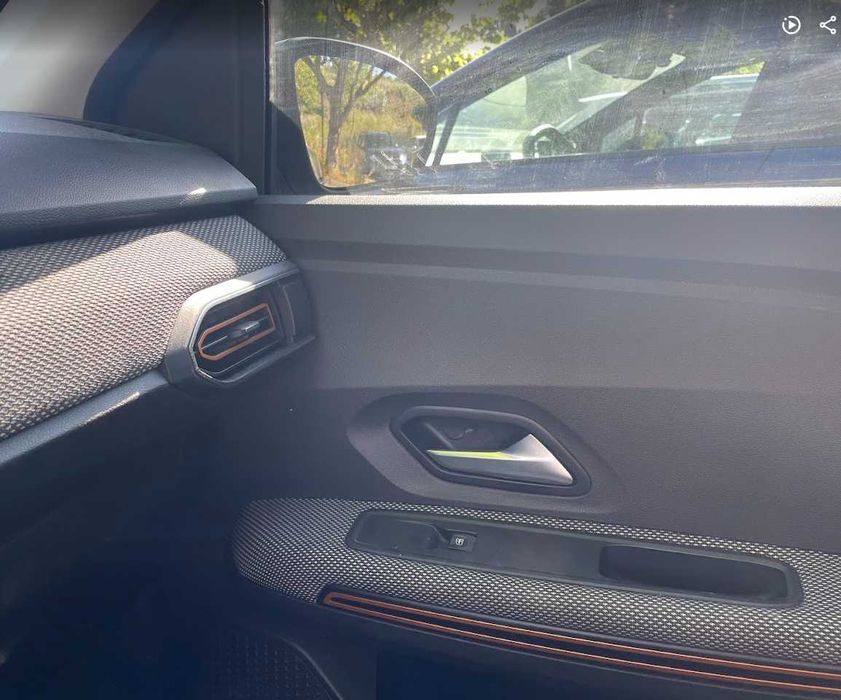 Dácia Sandero Stepway, SUV com poucos km e em excelente estado.