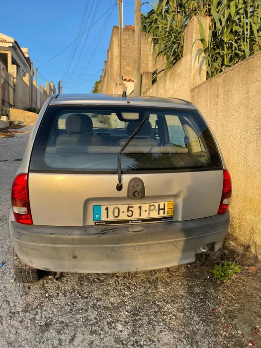 Opel corsa
[20/06, 17:29] Marry: Ano 2000
[20/06