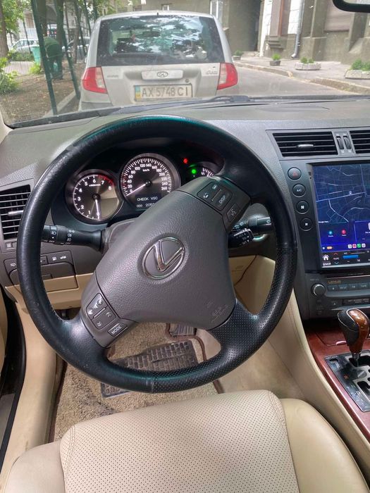 Продам Lexus GS300 -задний привод