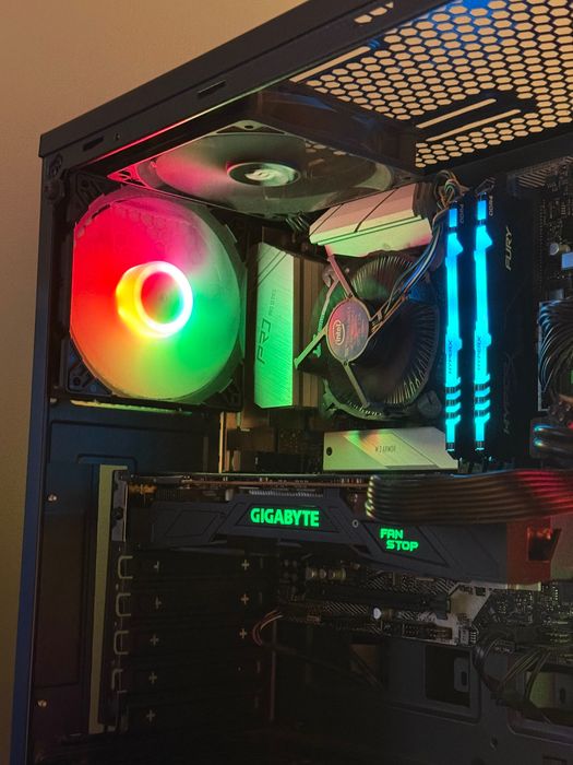 Sprzedam Komputer stacjonarny