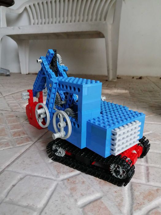Escavadora lego 8888 vintage