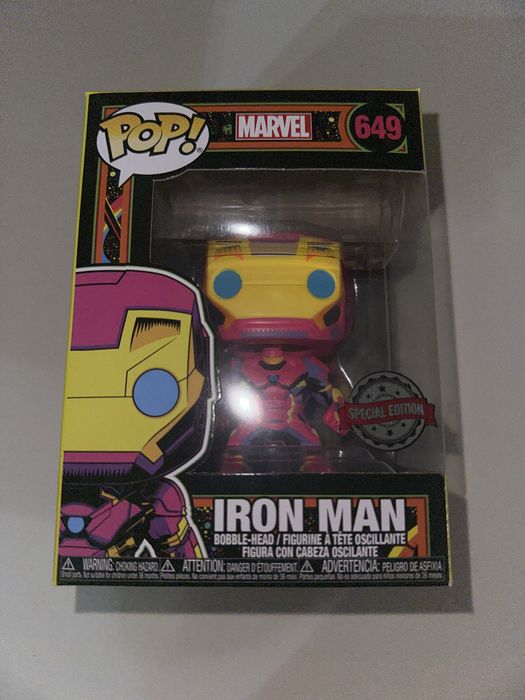 Funko pop iron man 649 blacklight special edition