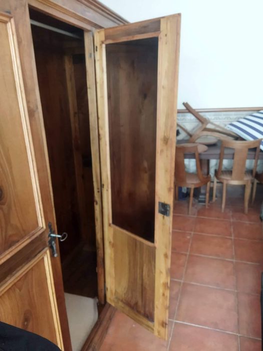 Quarto de casal completo.