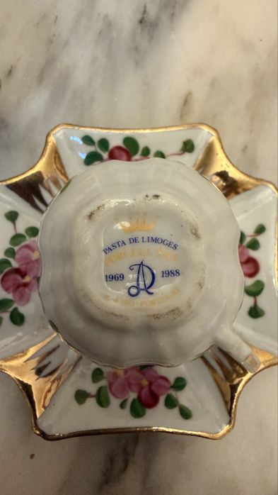 3 chavenas de cafe em porcelana