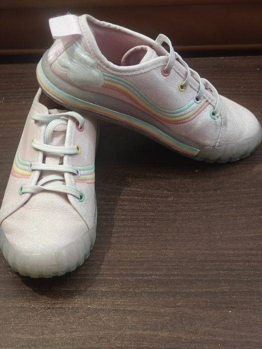 Trampki (różowy kolor)