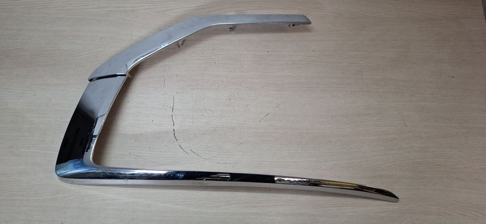 Listwa  Zderzaka Przedniego Mitsubishi Eclipse