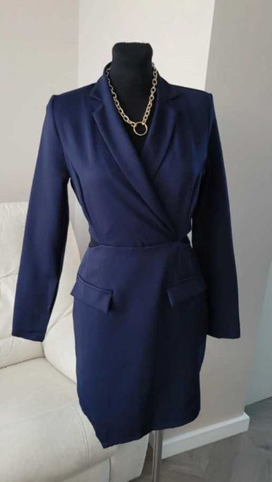 Sukienka ASOS cut out XL