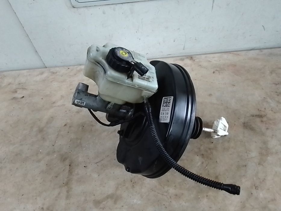 Servofreio VOLKSWAGEN Golf VI Van (5K1_)