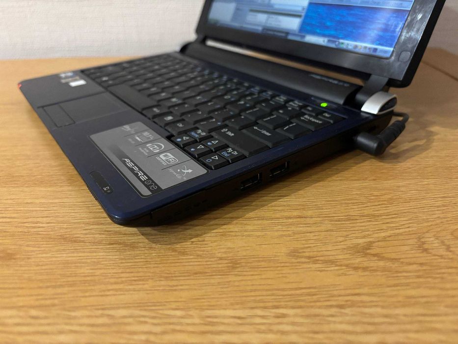 Нетбук \ Acer kav60