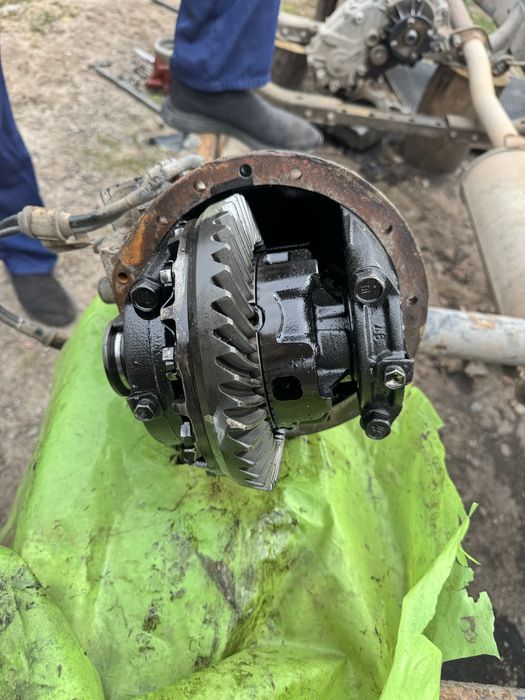 Редуктор  міс  перед зад  Toyota  prado прадо 90   95 43/10