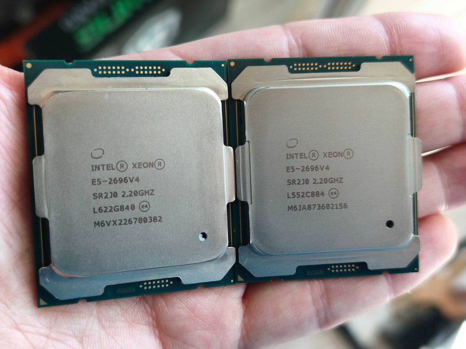 Xeon e5-2696v4 ( 22 ядер | 44 потоки ) turbo: 3.7 Ghz / tdp 150w