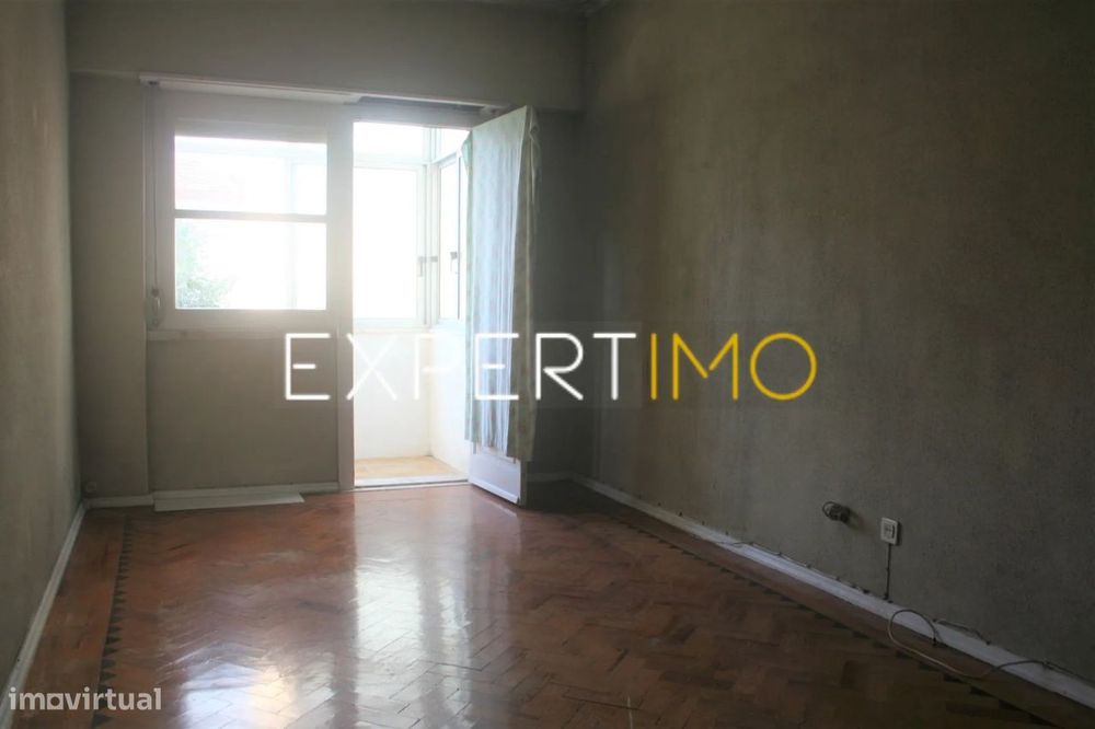 Apartamento T1 para remodelar