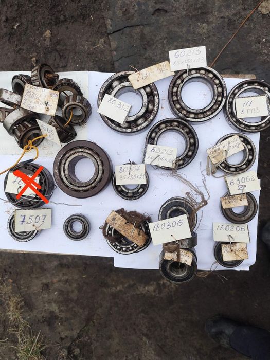 Продам  подшипники.