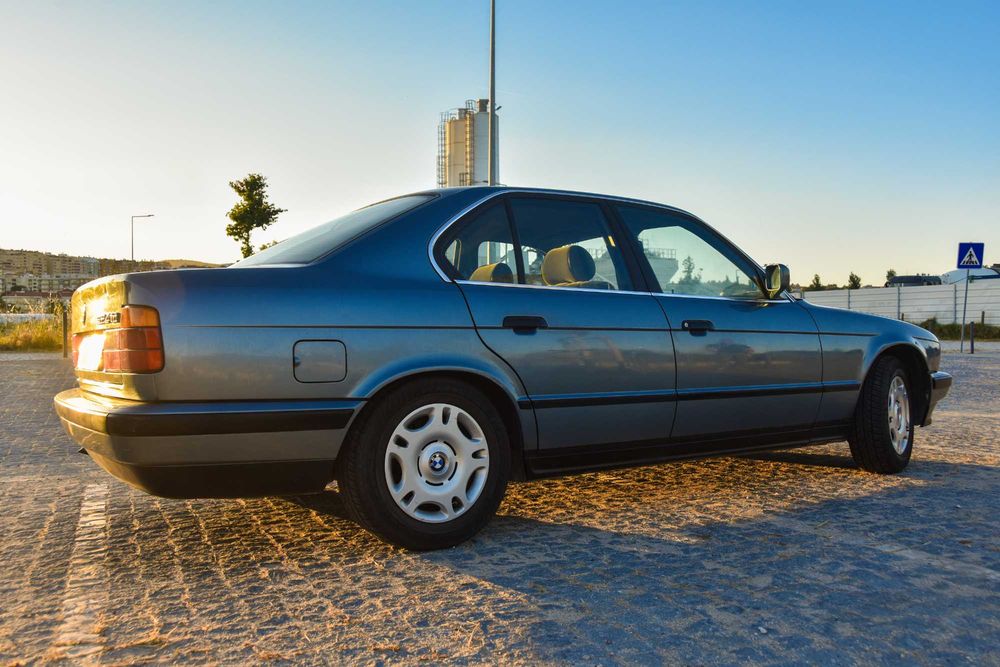 BMW 524 — fotografia 4