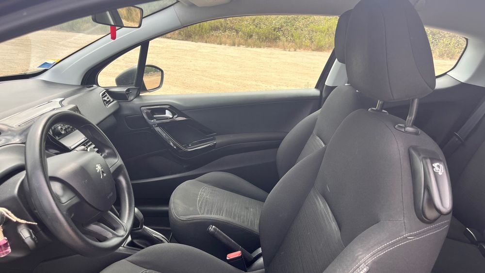 Peugeot 208 1.0 VTi Style 2013 Gasolina
