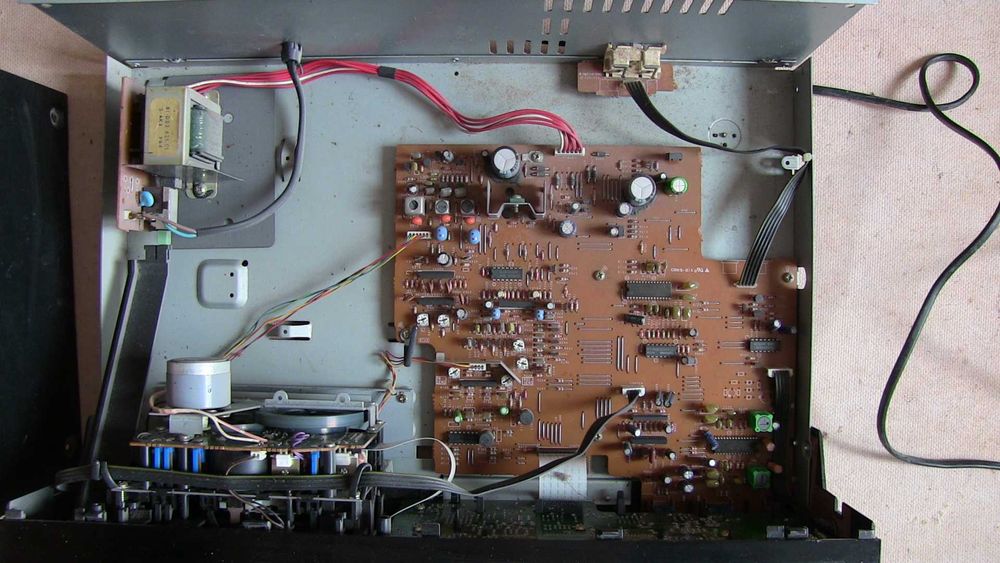 Аудио магнитофон AIWA AD-F810E 3 Head