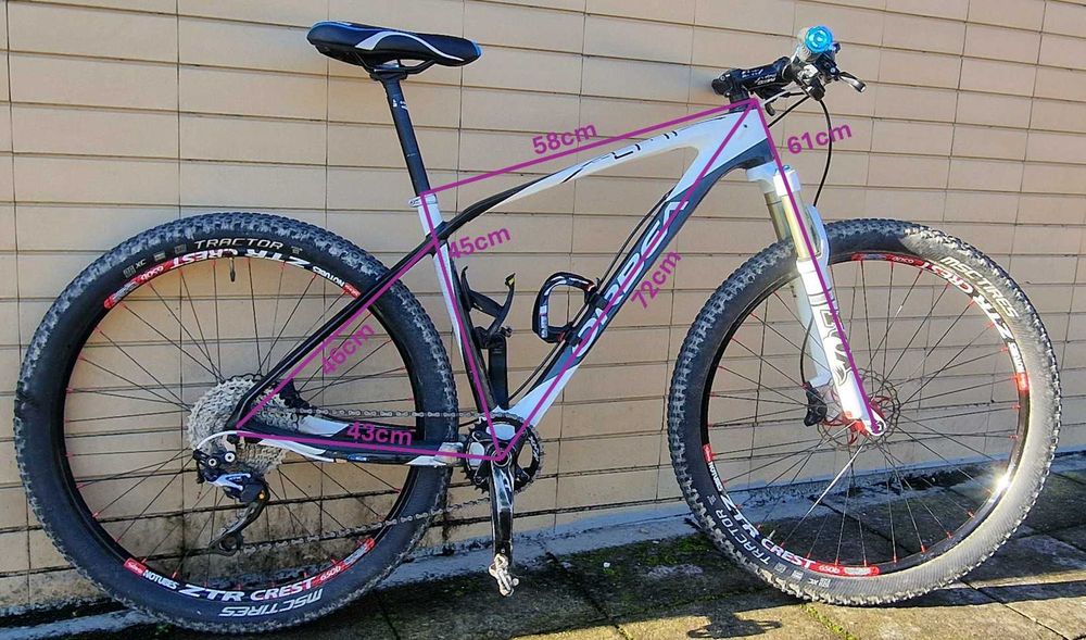 Bicicleta BTT Orbea Alma (carbono)