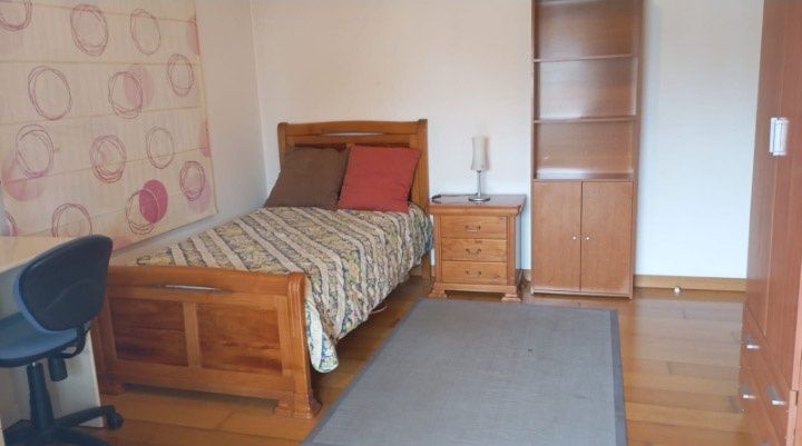 Quarto para arrendar charneca de Caparica