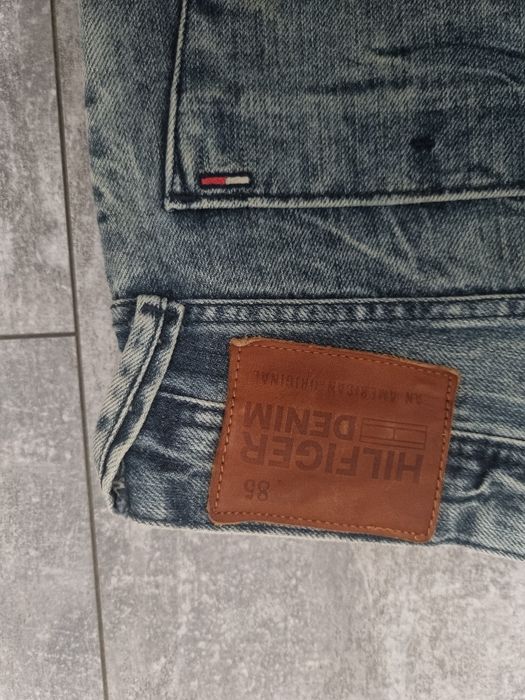 Tommy Hilfiger Jeans z Rozdarciami Wysoki Stan