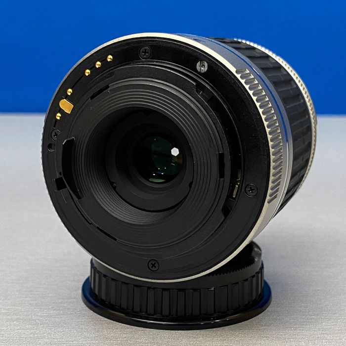 Pentax-FA J 28-80mm f/3.5-5.6 SMC