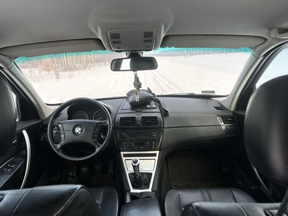 BMW x3 2.0d 150KM Skóry, radio cd , Klikatyzacja, komputer