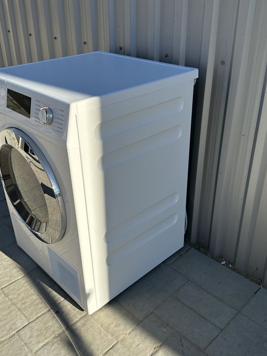 Сушильна машина Miele TEF655WP