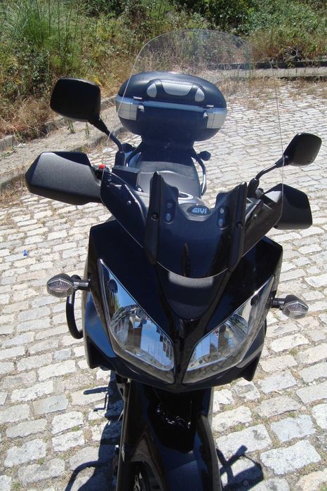 Suzuki V-Strom 650