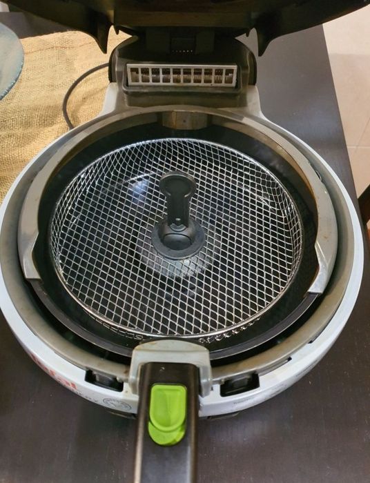 Fritadeira air fryer em muito bom estado