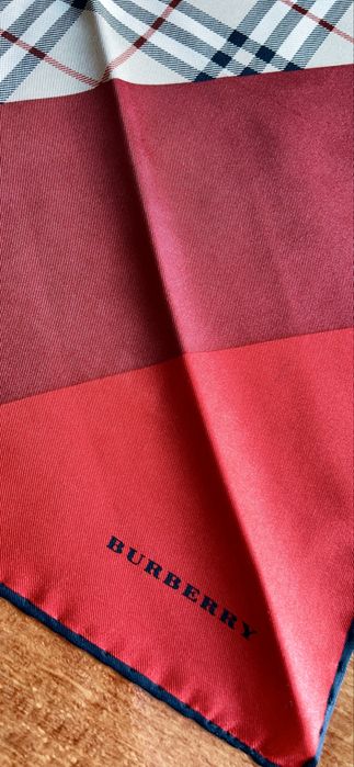 Lenço pescoço Burberry