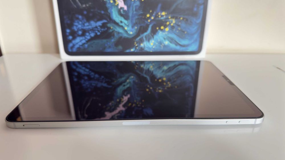 iPad 11 Pro. 256GB, 4G/LTE-uszkodzony