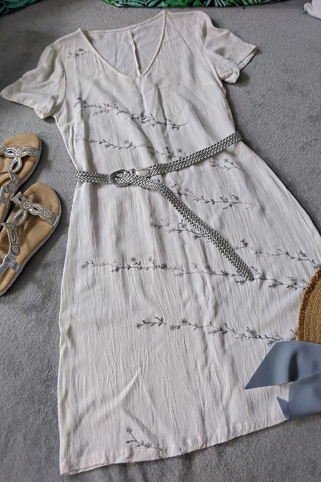 Sukienka haft kwiatuszki len wiosenna letnia wakacyjna